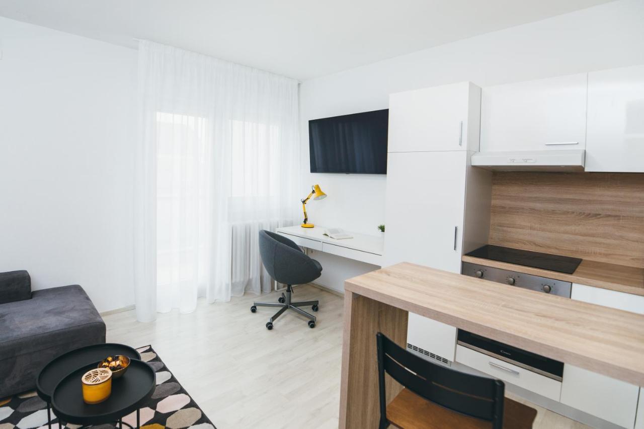 Aurelia'S Comfy Place With Free Parking Zagreb Bagian luar foto